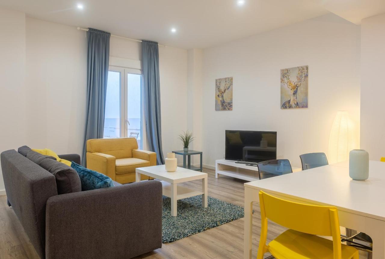 ולנסיה Bright, Brand New & Very Comfortable Apartment מראה חיצוני תמונה