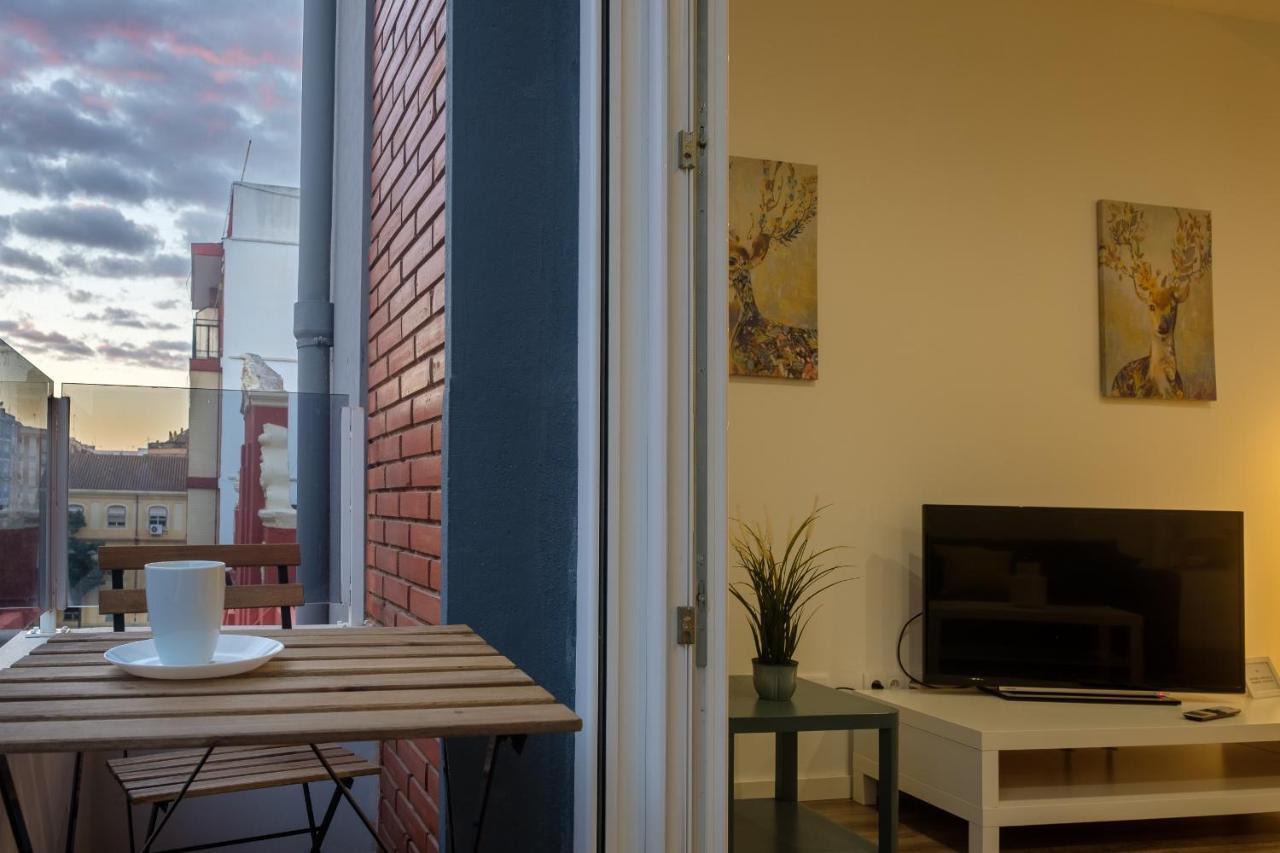 ולנסיה Bright, Brand New & Very Comfortable Apartment מראה חיצוני תמונה