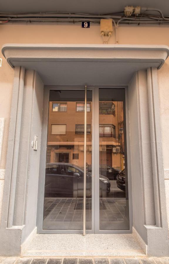 ולנסיה Bright, Brand New & Very Comfortable Apartment מראה חיצוני תמונה