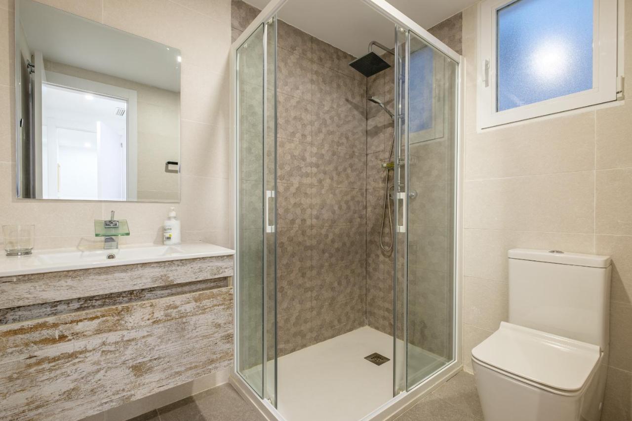 ולנסיה Bright, Brand New & Very Comfortable Apartment מראה חיצוני תמונה